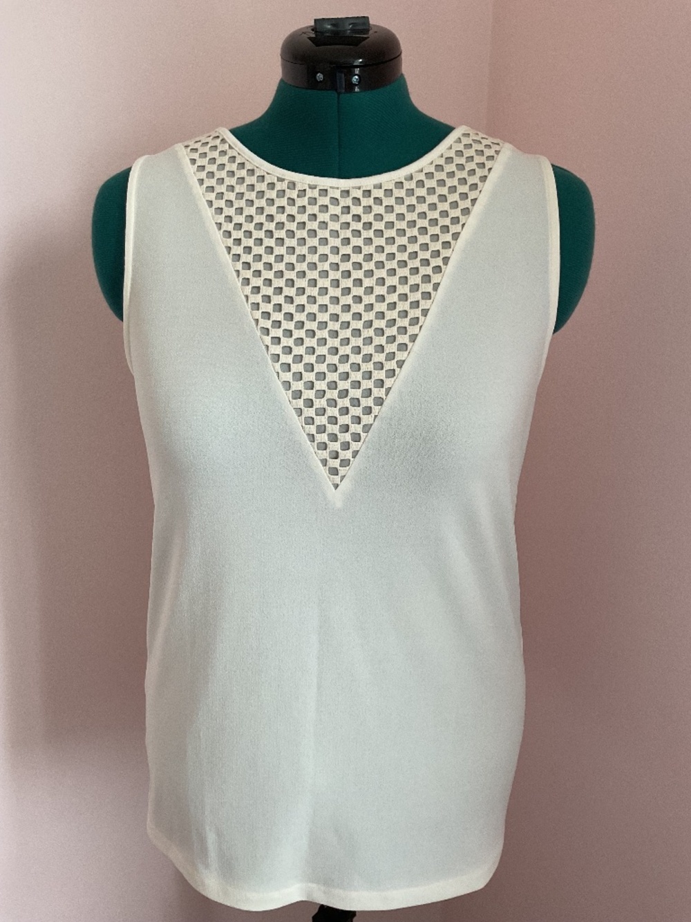 Ann Taylor Sleeveless Knit Top